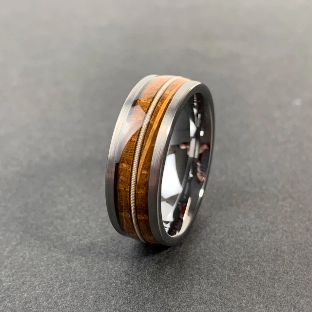 New Rings Tungsten Carbide Bands Inlay Guitar String Silver Tungsten Steel Rings for Men Boys Fashion Jewelry