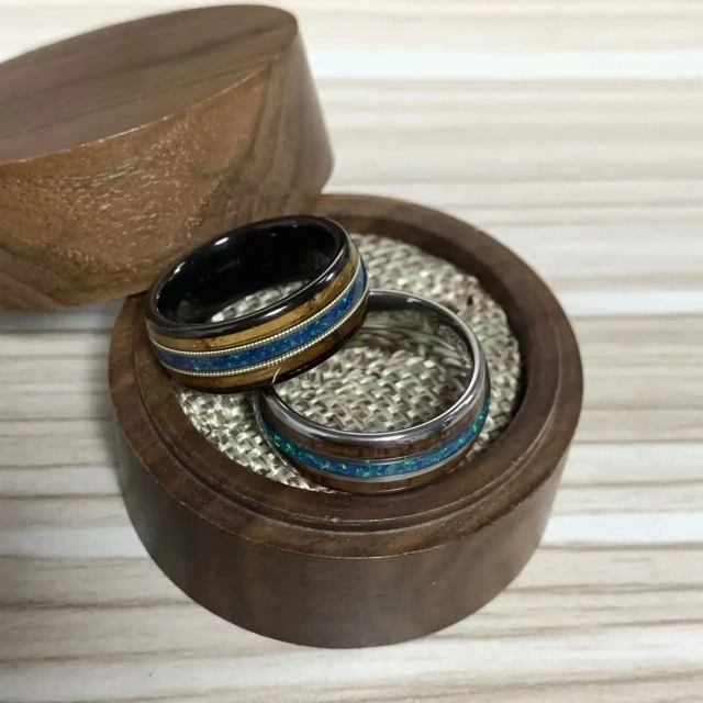 Ouyuan Wholesale 8mm Gunmetal Tungsten Ring Men Women Fashion Engagement Wedding Band Real Blue Opal Koa Wood Inlay