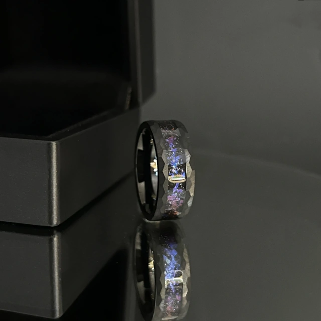 Wholesale Price 8mm Hammered Tungsten Carbide Ring Inlay Galaxy Glitter for Couple Men Fashion Wedding Band Black Rings Jewelry