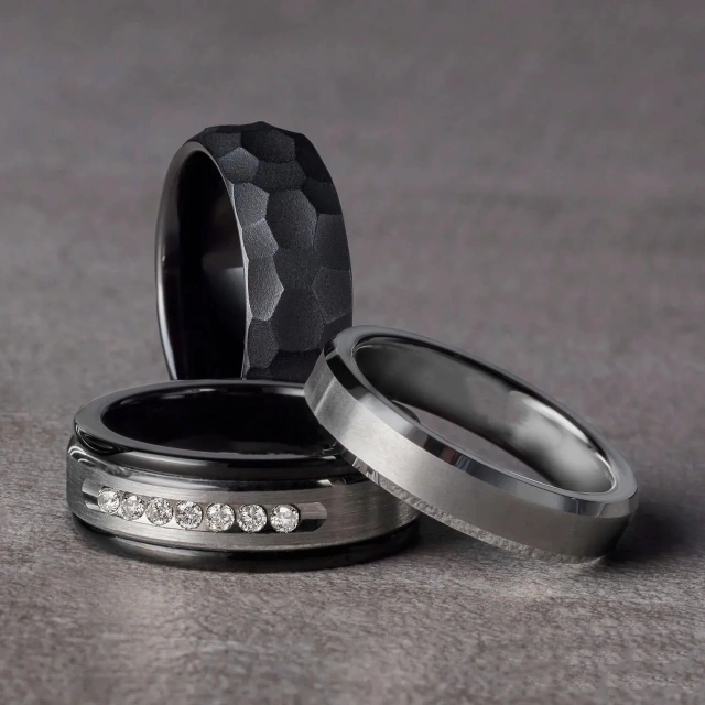Luxury Men Rings 7MM Tungsten RAW Black DLC Ring Matte Finish and Bevel Edge