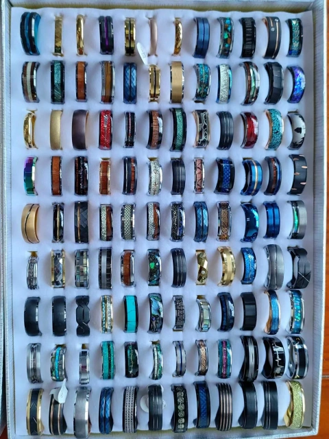 High Quality in Stock Jewelry Colorful Fragments Inlay Domed Polished Shiny 4mm Tungsten Ring for Men Women Comfort Fit