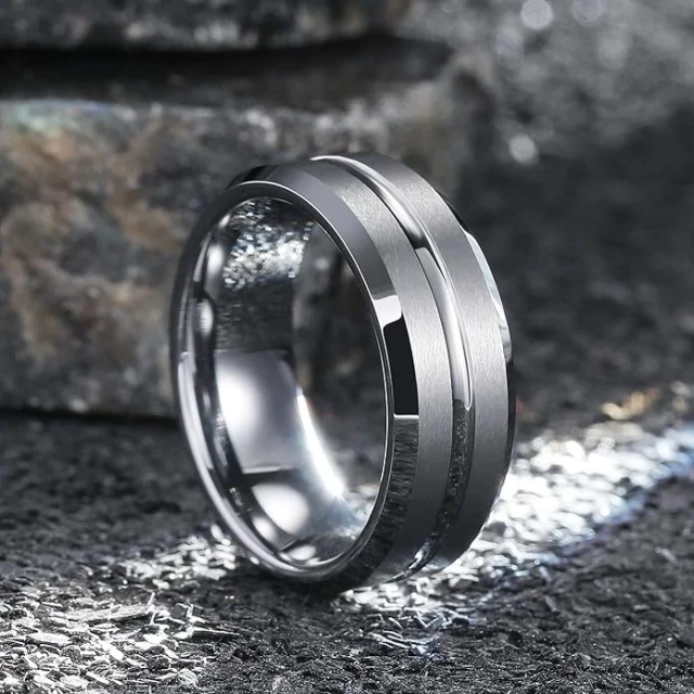 Custom Fashion Tungsten Ring Matte Finish Beveled Polished 8mm Tungsten Carbide Wedding Band Ring for Men