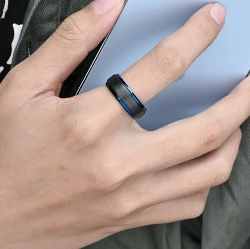 Fashion Jewelry 8mm Stepped Beveled Brushed Gold Black Tungsten Ring for Men Women Wedding Ring