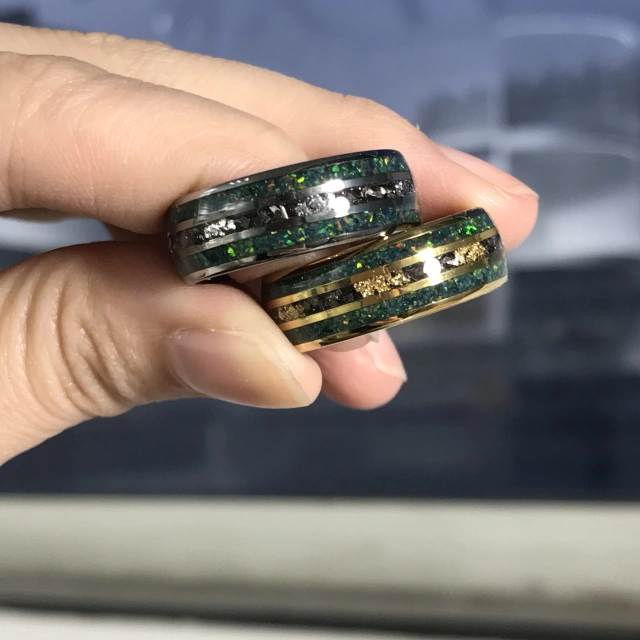 Fashion Jewelry 8mm Green Opal Meteorite Inlay Silver 18K Gold Wedding Ring Tungsten Ring Men Rings comfort Fit