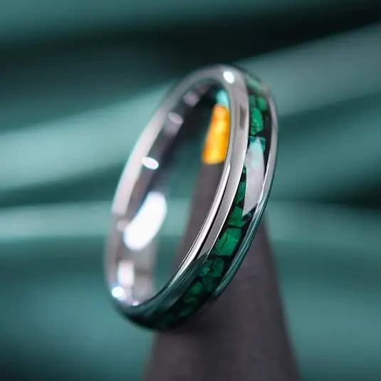 Wholesale Price 4mm Silver Shiny Crushed Malachite Stone Tungsten Wedding Ring Womens Accessories Jewelry for Women Men