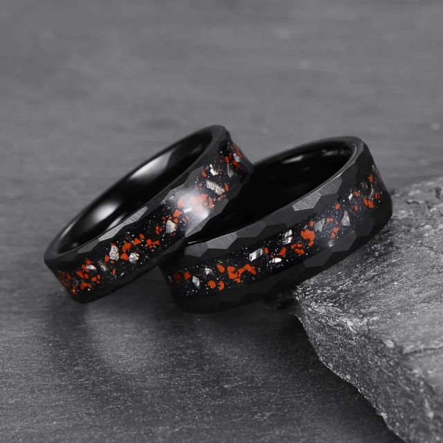 Factory Direct Sales 8mm Hammered Tungsten Ring for Men Women Dinosaur Meteorite Chip Inlay Fashion Engagement Wedding Band