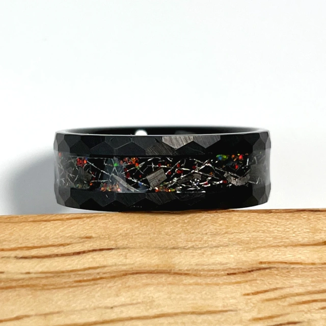 Galaxy Series Opal Inlay Wedding Bands Hammered Finished Edges Silver/Black Tungsten Carbide Ring 8mm Mens Rings for Men