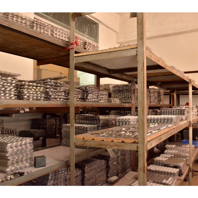 Factory Wholesale Price 8MM Silver Inlay Ring Hammered Edge Inlay Ring Core Tungsten Inlay Ring Blank