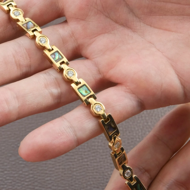 Wholesale Pure Titanium Jewelry Bracelet Inlay CZ and Shell Magnet Bracelet Titanium Bracelet Jewelry for Women Men