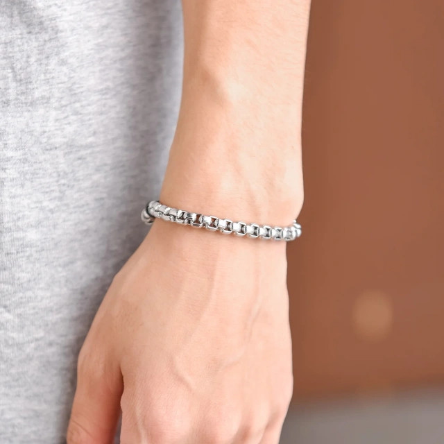 Custom Retro Style 6MM 21CM Titanium Steel Bracelet Black Silver Stainless Steel Jewelry Bracelet Chain for Men Women