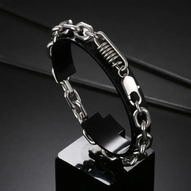 Mens Punk Stainless Steel Ot Clasp Links Bracelet With Skull Charms