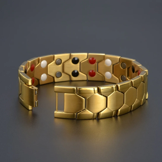 Fashion Gold Man Bracelet 18K Gold Plated Stainless Steel for Men
