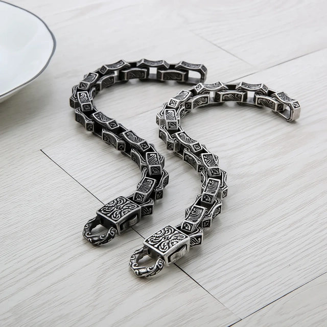 China Manufacturer Luxury Bracelet Men Silver Plated Personalized Men Bracelet