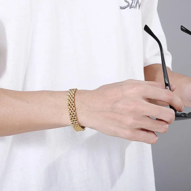 Luxury Wholesale Gold Plating Bracelets & Bangles Stainless Steel Charms Watch Chain Bracelet for Mens