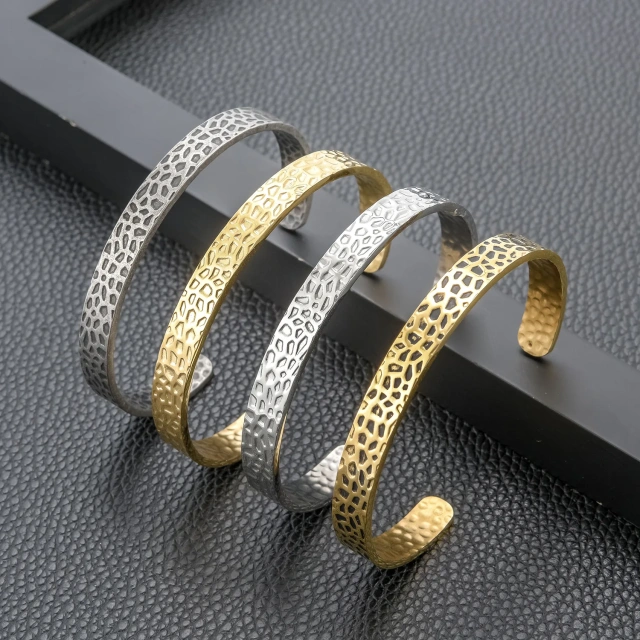 China Supplier Personalized Men Bracelet Silver Gold Plated Bracelet