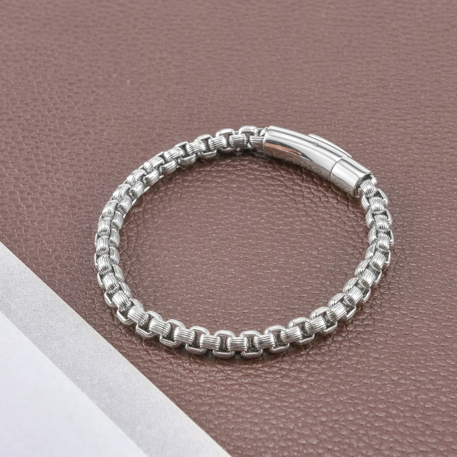 Custom Retro Style 6MM 21CM Titanium Steel Bracelet Black Silver Stainless Steel Jewelry Bracelet Chain for Men Women