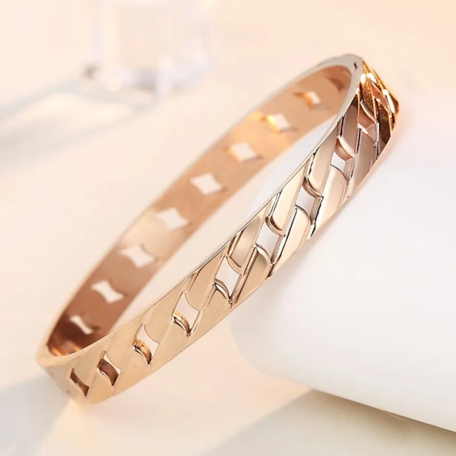 Simply Fashion Titanium Gold and Silver Option Plated Stainless Steel Bracelet Chain for Men and Women