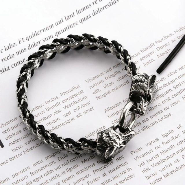 Punk Style Men's Stainless Steel Double Wolf Head Buckle Bracelet Fashion Chain for Men
