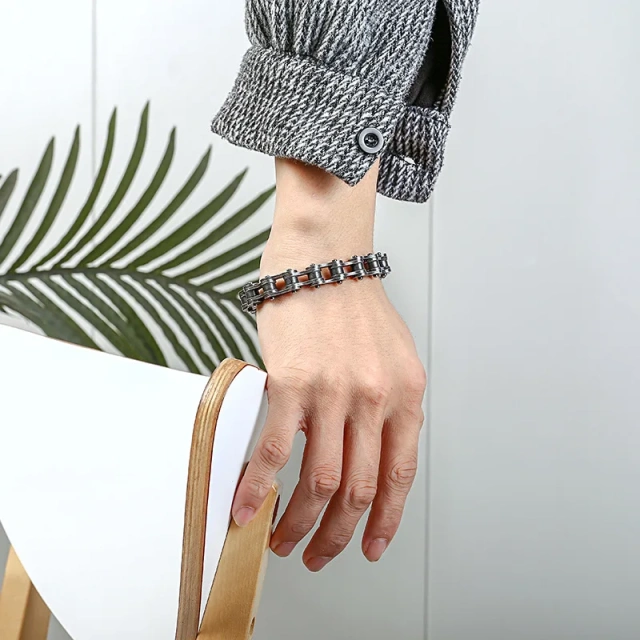 Hot Selling Luxury Black Plated Men Bracelet Stainless Steel Jewelry Bracelet