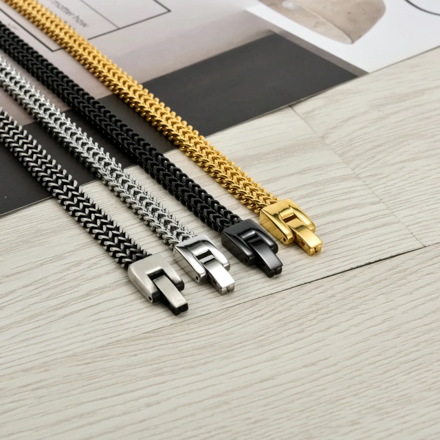 Factory Sell Gold Silver Plated Stainless Steel Bracelet Titanium Steel Bracelet for Men