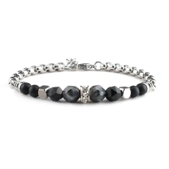 Cutaway black flash stone