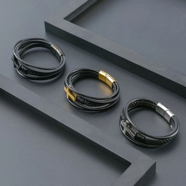 Ouyuan Wholesale Men Magnetic Bracelets Steel Silver Black Gold Plated Bracelet Braid Rope Bracelet