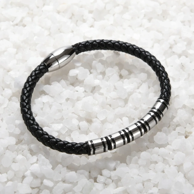China Factory Sell Pu Leather Bracelet Men Steel Leather Bracelet with Metal