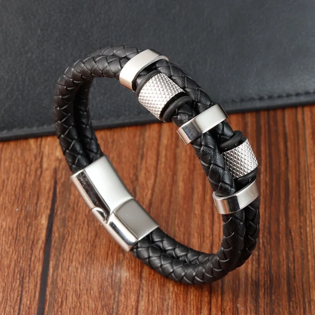 Hot Sale Jewelry Custom Engraved Logo Genuine  Men Leather Bracelet Stainless Steel Magnetic Clasp Chain