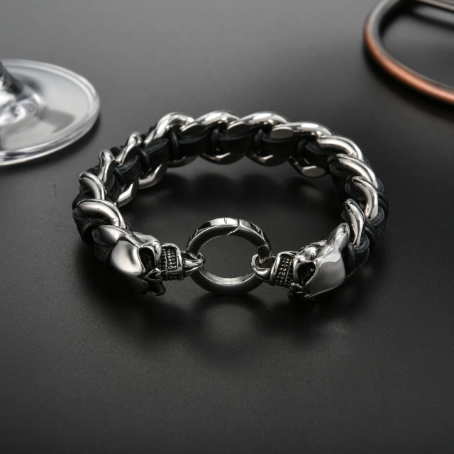 Hot Selling Design Stainless Steel Skull Silver Plated Leather Bracelet for Men