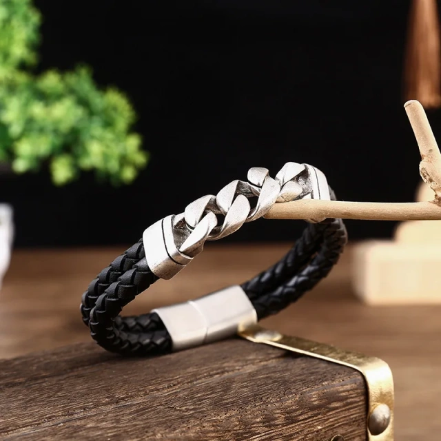 Customized Jewelry Stainless Steel Magnet Braided Bracelets for Men Leather Bracelets
