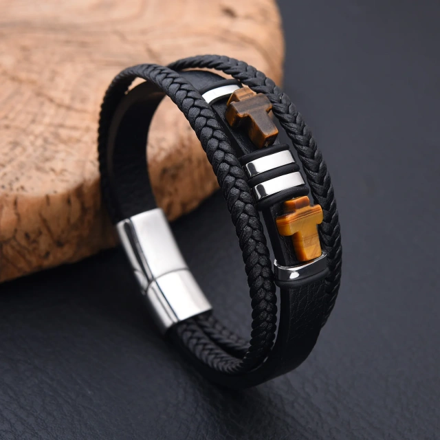 Wholesale Factory Price New Design Fashionable Stainless Steel Jewelry for Women Mens Bracelet Custom Leather Bracelet