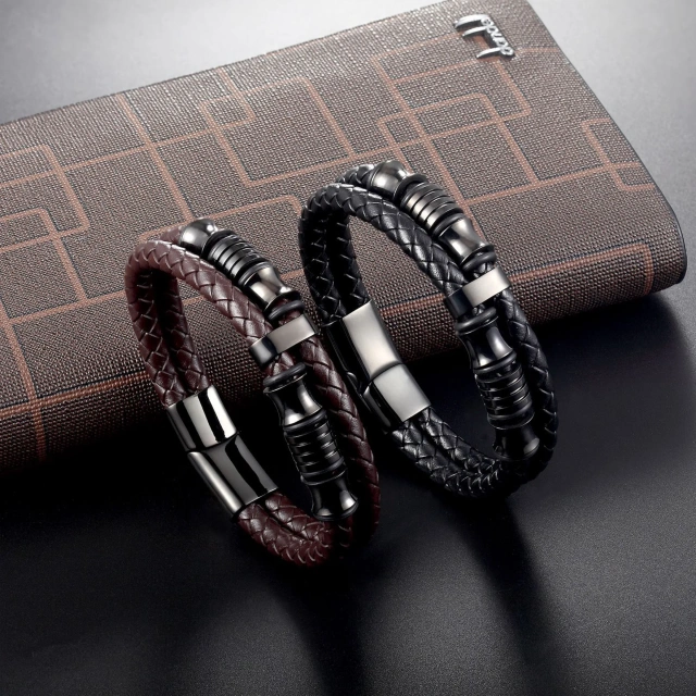 Customized Men Magnetic Bracelet Homme Accessories Jewelry Leather Pulseras Stainless Steel Leather Bracelet for Men