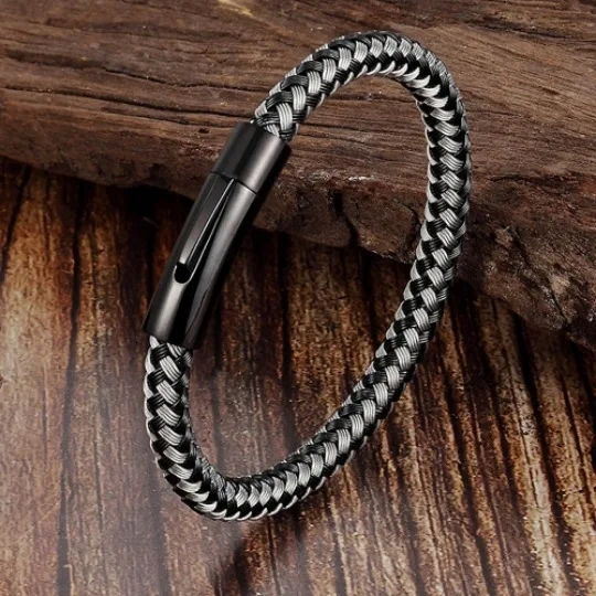 Wholesale Man Accessories Simple Design Braid Stainless Steel Magnet Unisex Bracelet Homme Jewelry for Men Bracelet