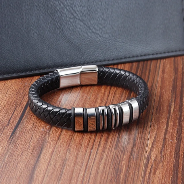 China Factory Sell Man Stainless Steel Leather Bracelet Custom logo for Man Jewelry