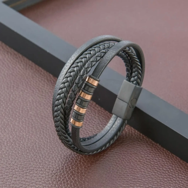 2023 Fashion Gifts Braided Design Classic Stainless Steel Buckle Christian Cross Black Men's Leather Bracelet for 19 21 23 Cm