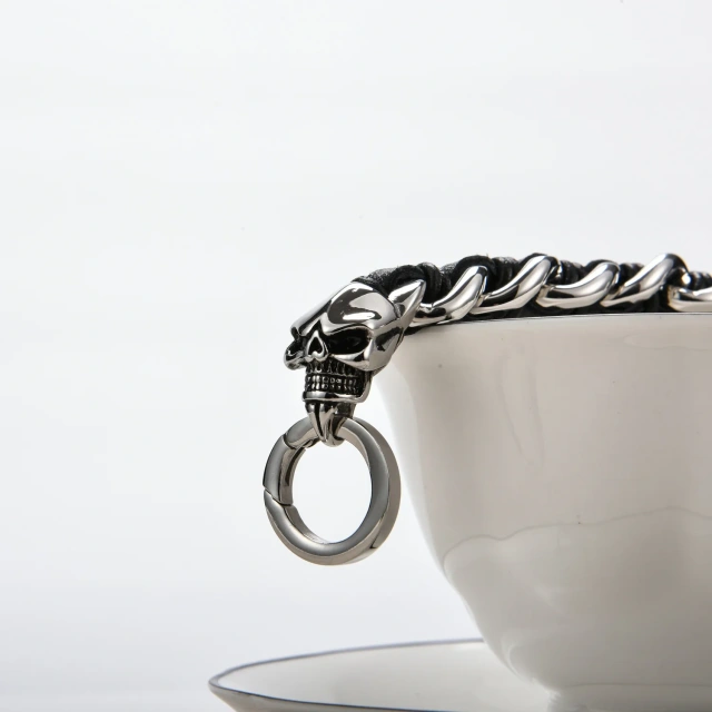 Hot Selling Design Stainless Steel Skull Silver Plated Leather Bracelet for Men