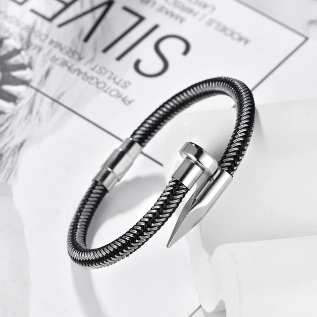 Factory Direct Sales New Simple Personalized Stainless Steel Charm Bracelets Men's Bracelet Wire Bracelet