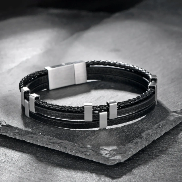 Wholesale Fashionable Bangles Trendy Three-Layer Black Leather Braided Bracelet with Stainless Steel Personality Accessories