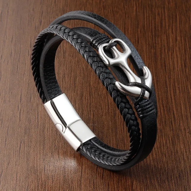China Manufacturer Leather Bracelet With Stainless Steel for Men Rope Mens Leather Bracelets Engraved Wholesale