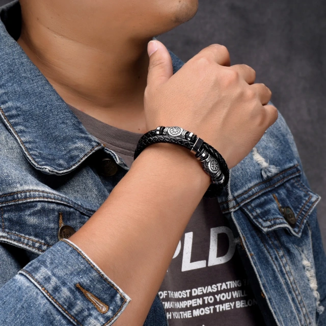 Wholesale Nordic Viking Series New Stainless Steel Leather Rope Bracelet Men's Hip Hop Fashion Charm Bracelet