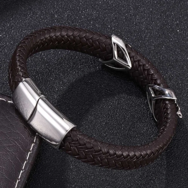 Wholesale Direct Deal Mens Bracelet String Metal with Leather