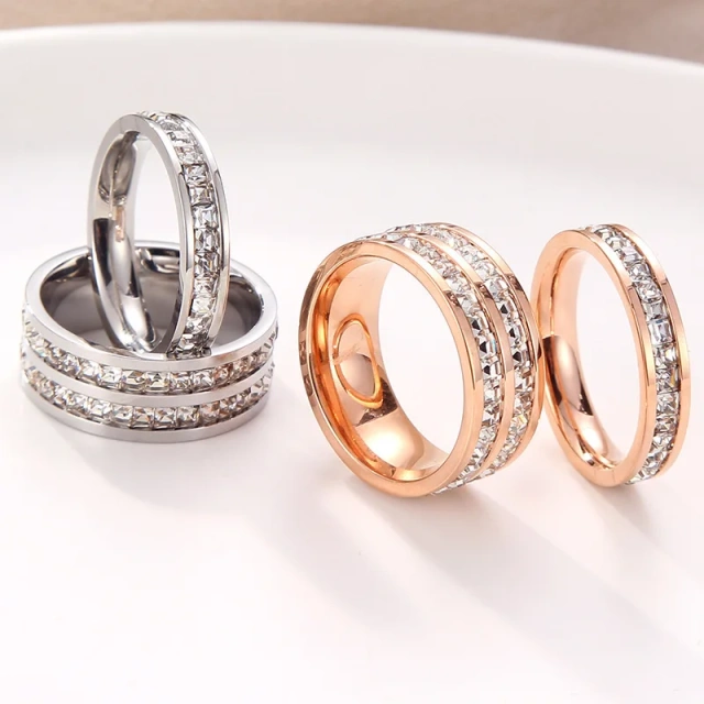 Fashion Jewelry Men and Women Rings for Couples Men and Women Wedding Cz Inlay Diamond Stainless Steel Ring Gold Couple