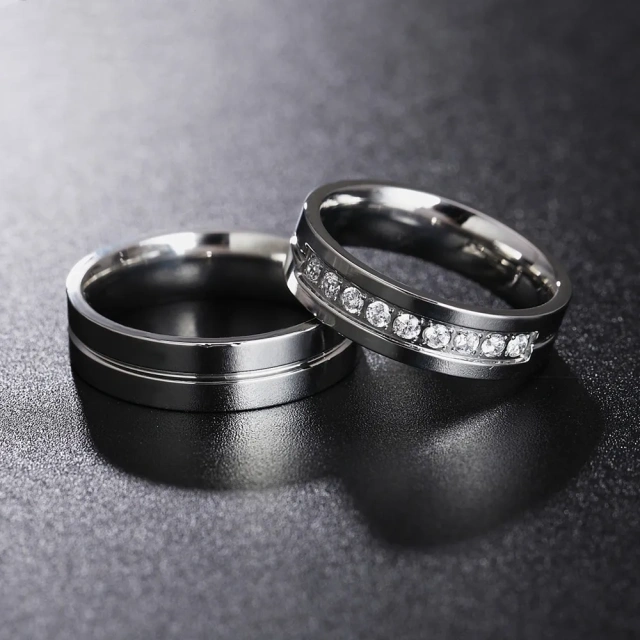 Wholesale Price Cz Diamond Stainless Steel 18k Gold Plated Titanium Ring