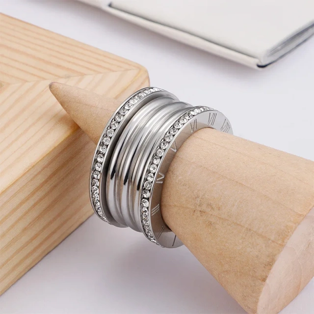 High Quality Jewelry Roman Numeral Ring Full Diamond Rings Jewelry Women 18k Gold Stainless Steel Rings for Couple