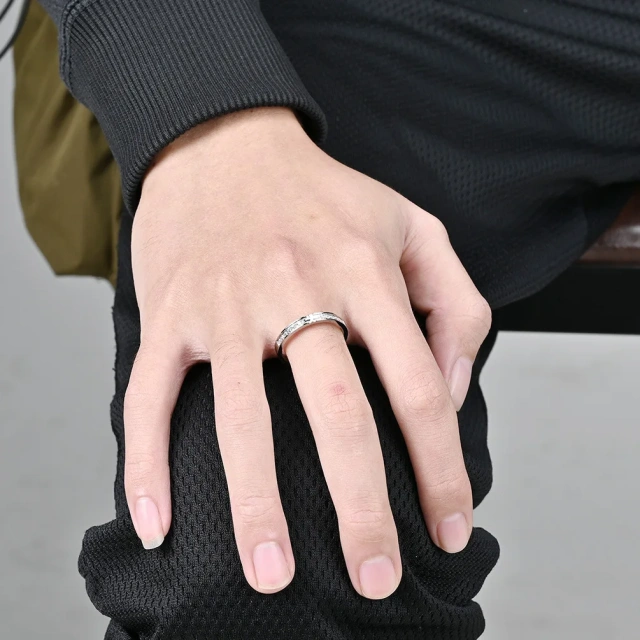 High-End 18K Gold-Plated Stainless Steel Ring Cubic Zirconia Cross with Gemstone for Parties and Anniversaries