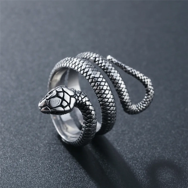 Stock Punk Style Gold Plated Snake Stainless Steel Ring for Women Man Jewelry