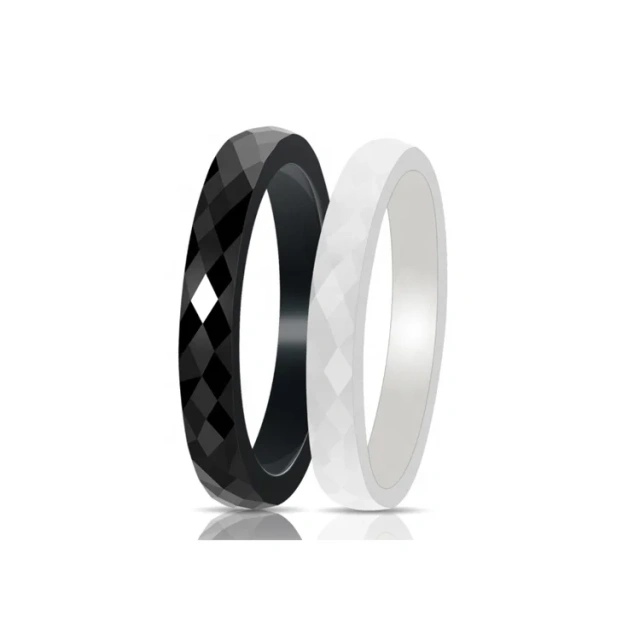 Hot Selling Jewelry 3mm Faceted Black and White Simple Ceramic Rings for Wedding Band Couple Set