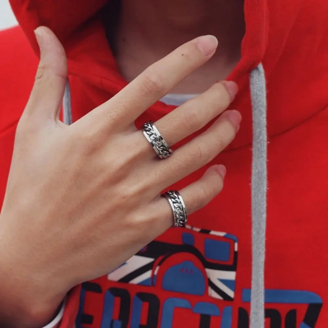 Wholesale European and American Hot Selling Rings Men's and Women's Titanium Steel Rings Minimalist Jewelry