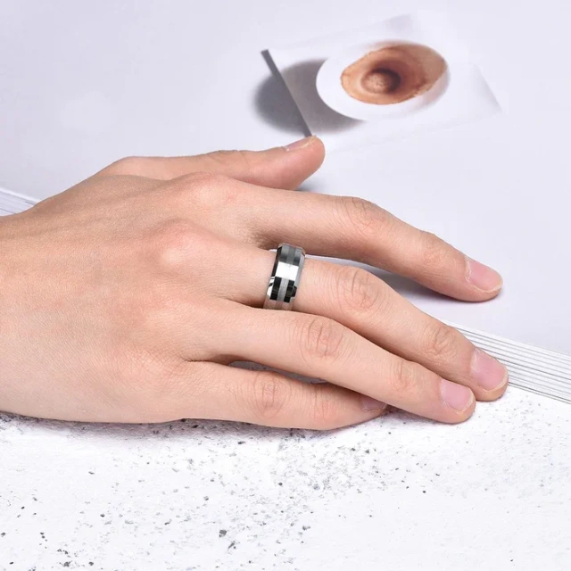 Wholesale 8mm Polished Beveled Edge Center Brushed Silver Tungsten Ring for Men Women Engagement Wedding Band