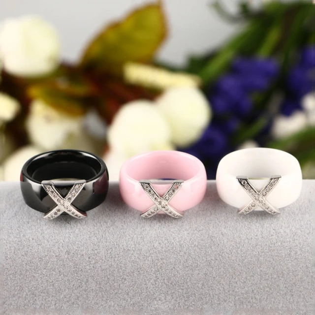 Fashion Jewelry 6mm Plain Cubic Zirconia Black White Ceramic Rings